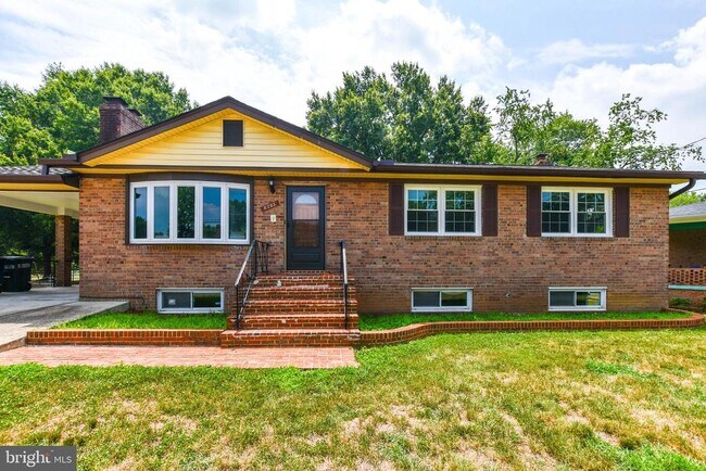 Building Photo - 6703 Groveton Dr