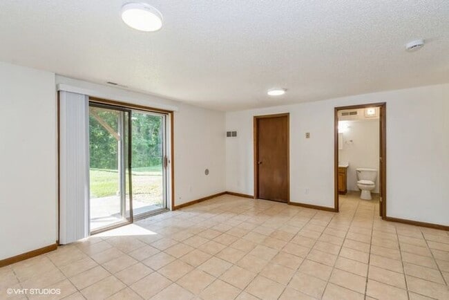 Building Photo - $2,100 | 4 Bedroom, 2 Bathroom Duplex | No Pets | Available for an August 1st, 2026 Move In!