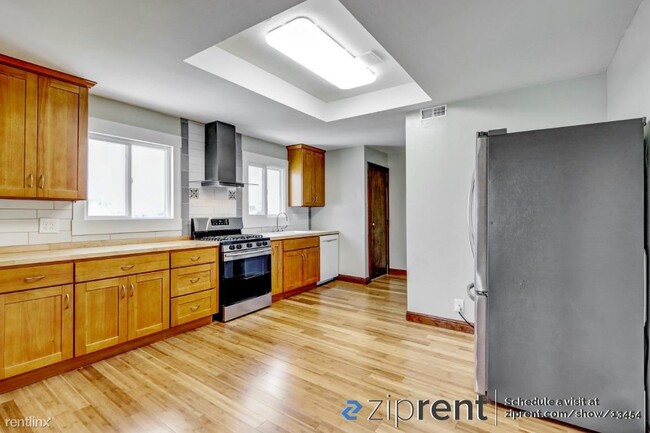 Building Photo - 3 br, 2 bath Triplex - 138 Wilson St, San ...