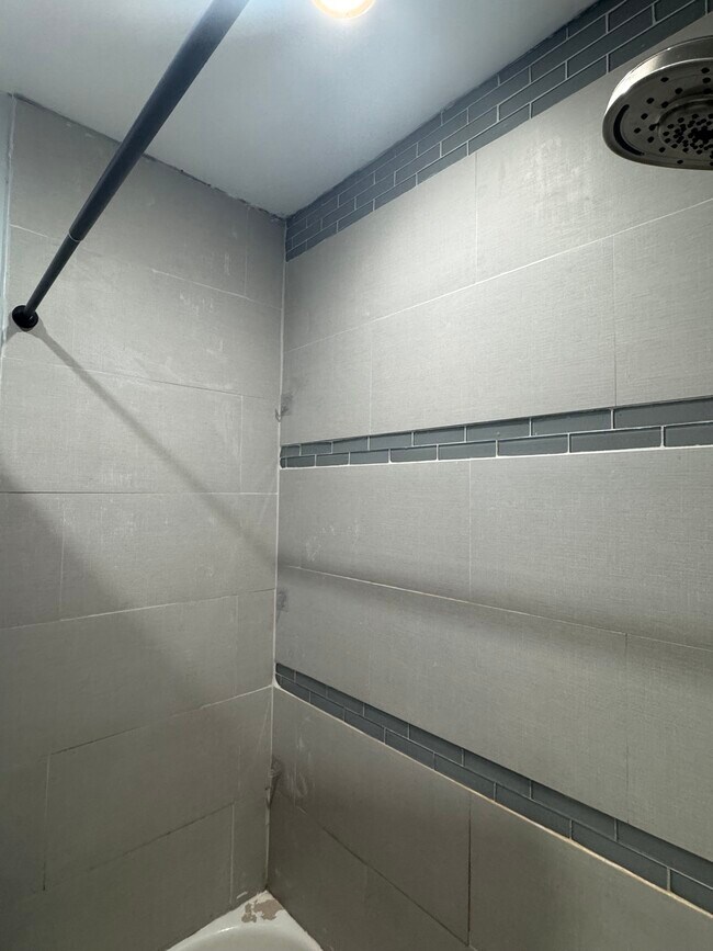 Building Photo - 5555 Pearl St