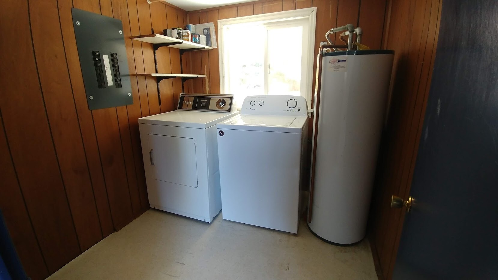 Building Photo - 245 SW Arbor St