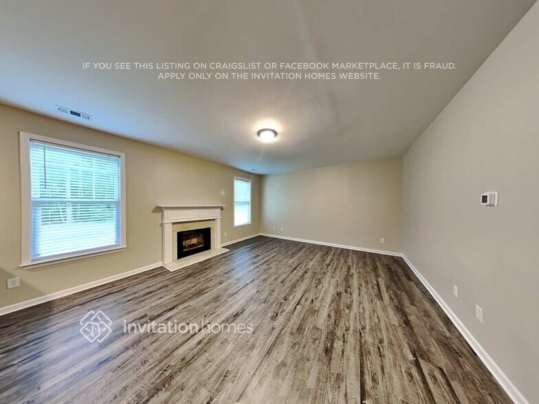 Building Photo - 4400 Savannah Dr