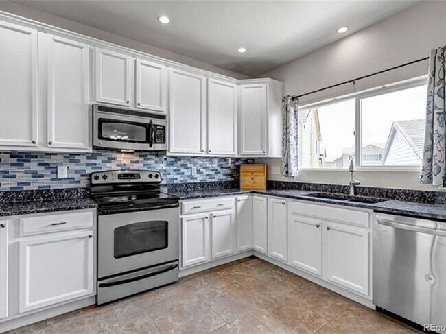 Building Photo - Beautiful home for rent Parker CO on corne...