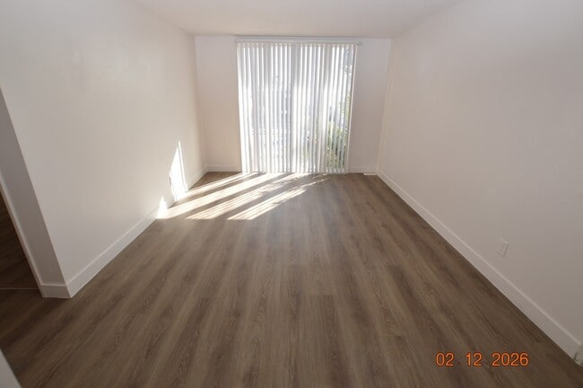 Building Photo - 1458 Sombrero Dr