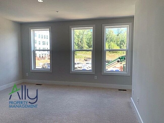 Building Photo - 822 Wesley Ln