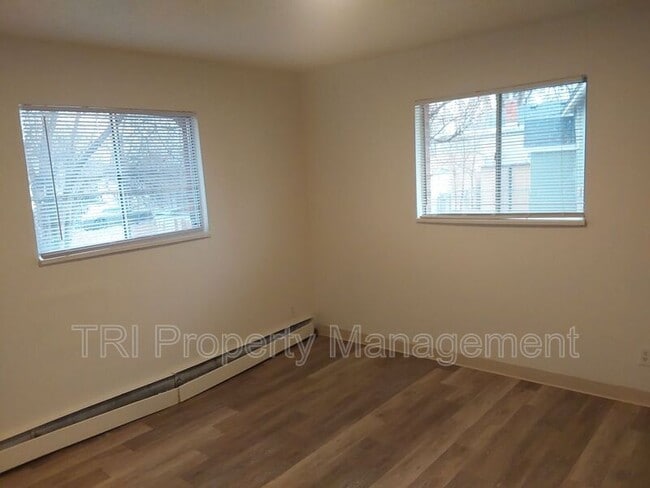 Building Photo - 822 31st Ave