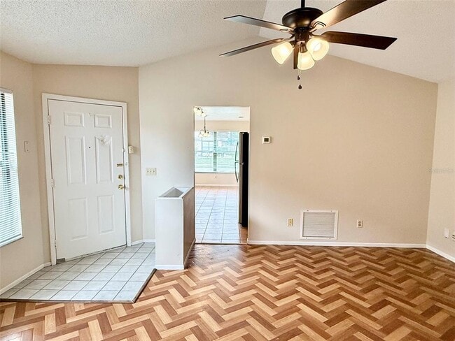 Building Photo - 1215 Creekbottom Cir