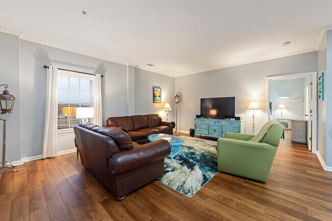 Building Photo - 5433 Village Dr NW