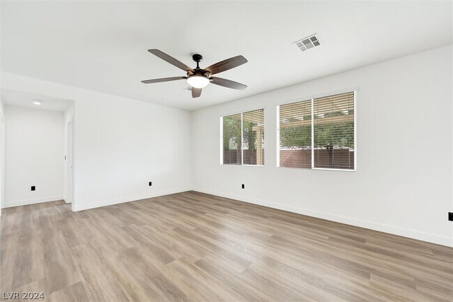 Building Photo - 311 St Augustine Ln