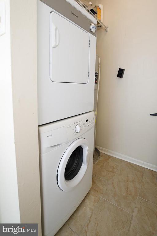 Building Photo - 1434 Potomac Ave SE