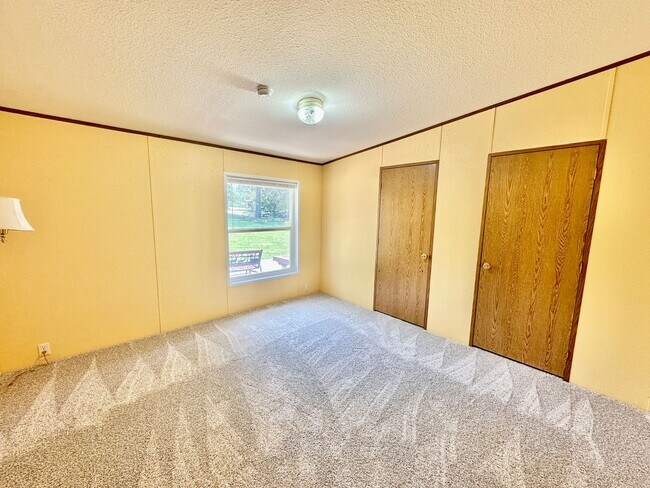 Building Photo - Suncrest Rental