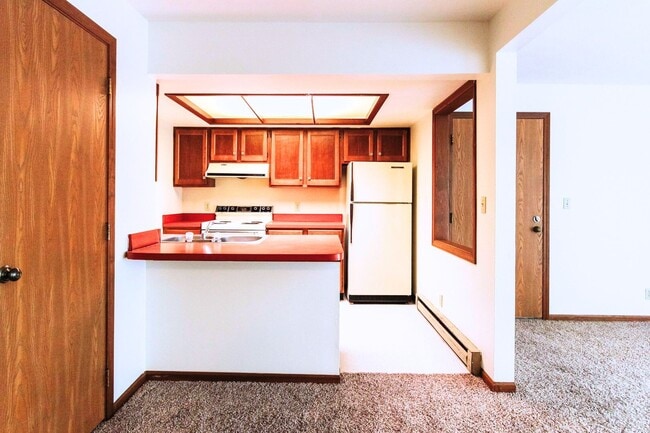 Building Photo - Smart Space. Great Location.