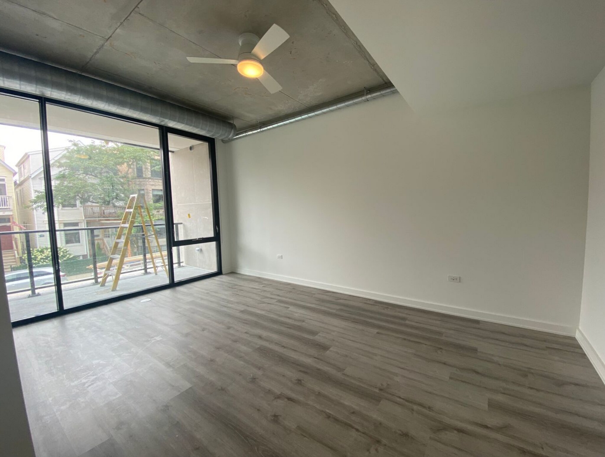 Building Photo - 1120 W Patterson Ave
