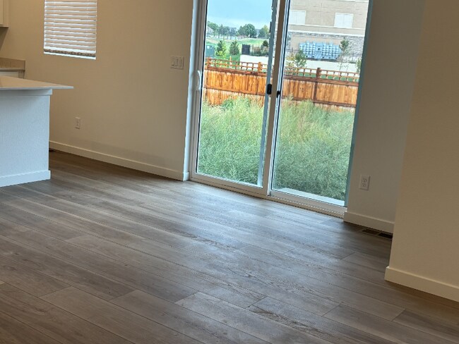 Building Photo - 4281 Amanda Dr