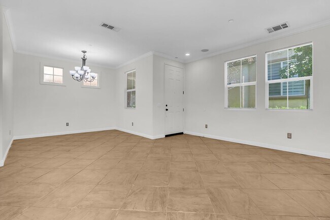 Building Photo - 8798 Nozay Ln