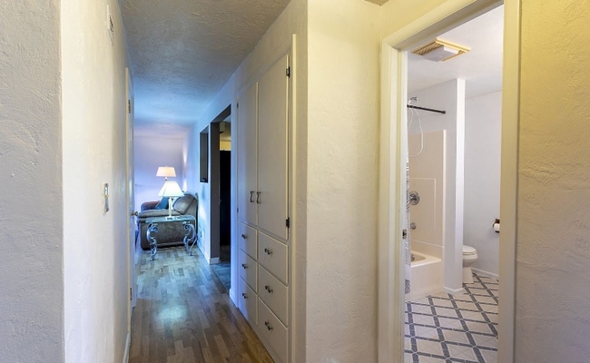 Building Photo - 2458 Corral Ct