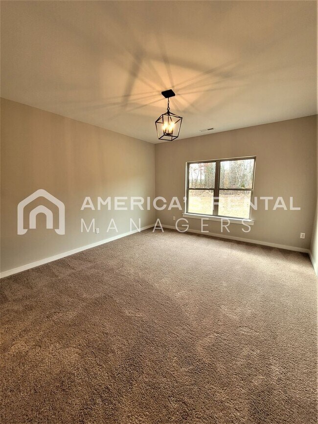 Building Photo - 104 Flintlock Wy
