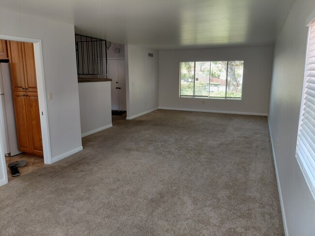 Building Photo - 5612 Galloping Way