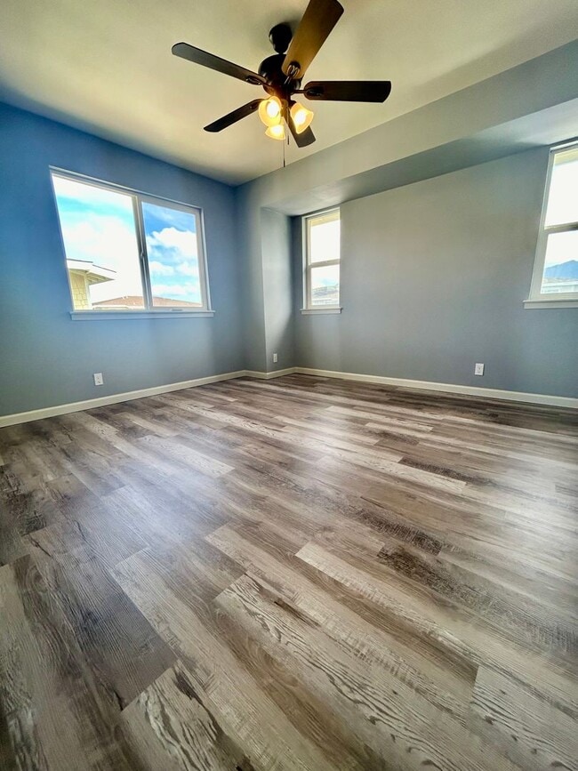 Building Photo - Available now 3 Bedroom, 2.5 Bathroom, 2 A...