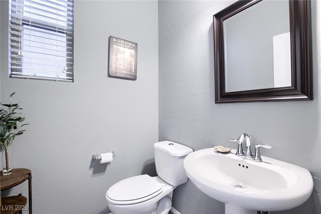 Building Photo - 7220 Willow Brush St