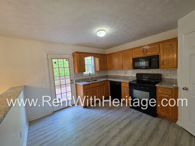 Building Photo - Amazing 3 Bedroom/ 2 Bath Home / Semi Finished Basement /  Exercise Room or Flex Room / Beautiful...