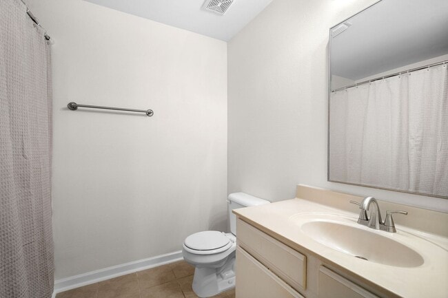 Building Photo - H36/G101