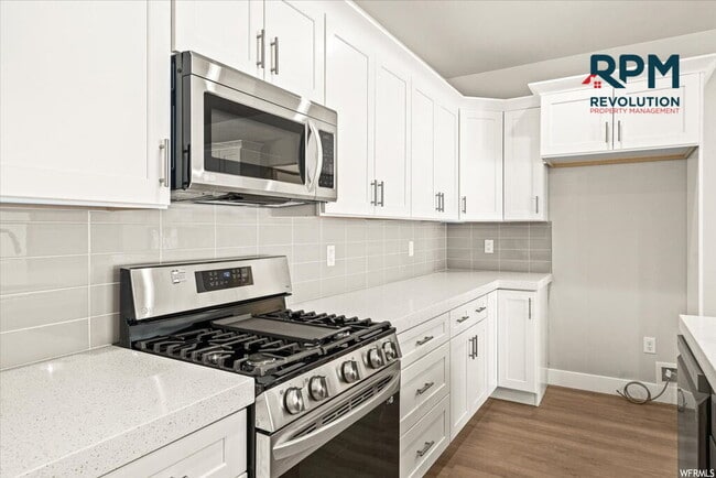 Building Photo - Charming 3-Bedroom Haven with 2 Baths and ...