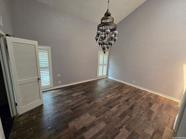 Building Photo - 3623 Green Spring