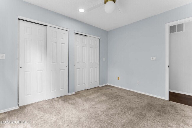 Building Photo - 141 Old Orchard Ln