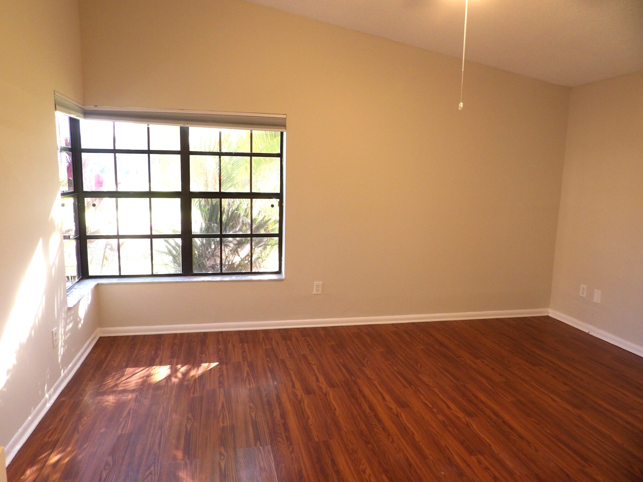 Master Bedroom - 5242 Fairway Woods Dr