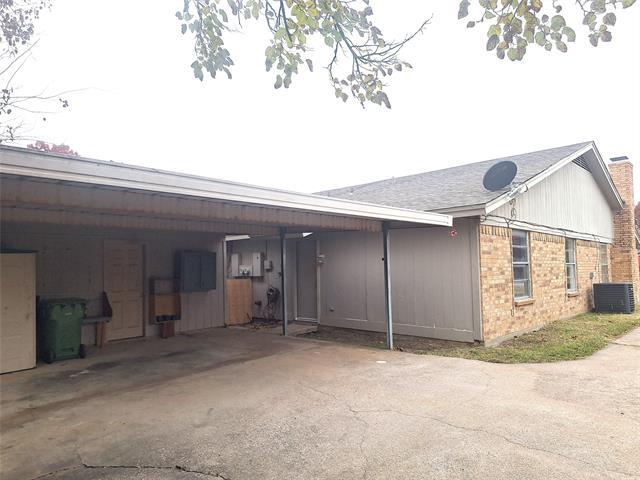 Building Photo - 7045 Crosstimbers Ln