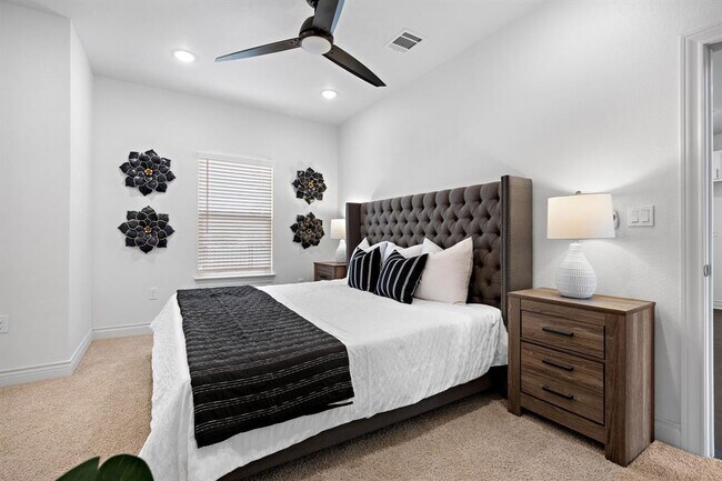 Building Photo - 2105 Tiger Trail