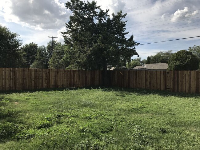 Building Photo - Pre Leasing for fall 2026! 3/2 in Tech Terrace