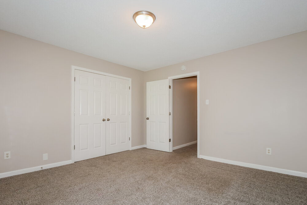 Building Photo - 8895 Linell Cove