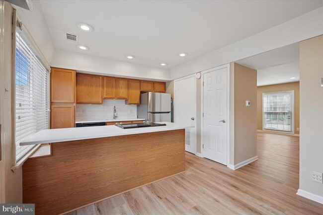 Building Photo - 138 Cheshire Dr