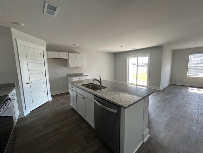 Building Photo - 1237 Pampas Grass Dr