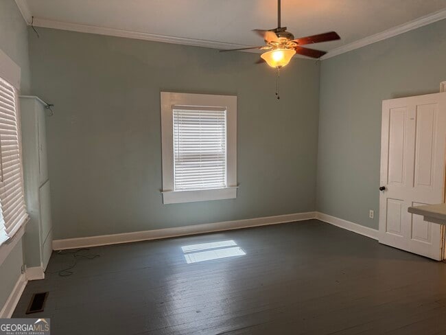 Building Photo - 820 Reese St