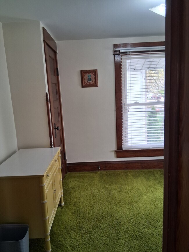 Building Photo - 322 Glenn Ave