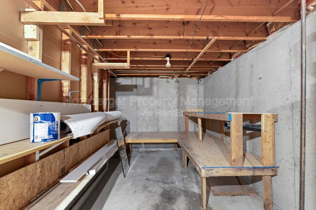 Building Photo - 37 E Rockwell Ave