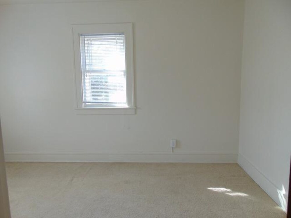 Building Photo - 253 Wilcox St