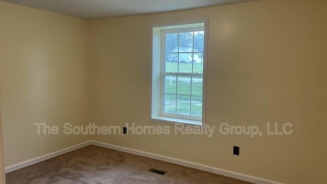 Building Photo - 508 Third