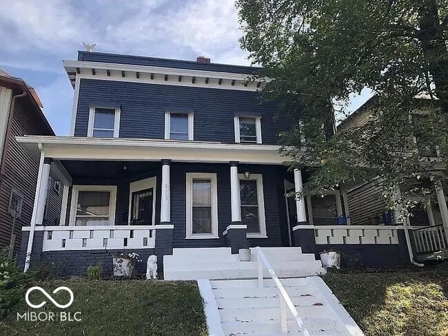 Primary Photo - 2111 N Pennsylvania St