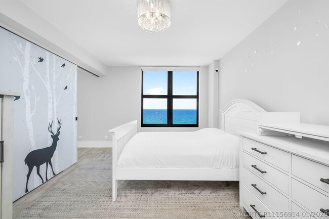 Building Photo - 3115 S Ocean Blvd