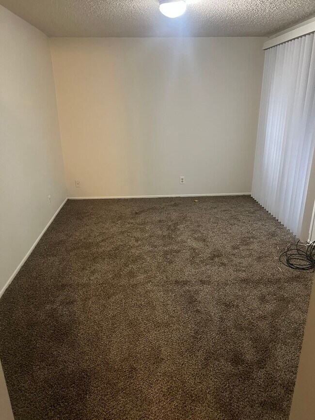 Building Photo - milm37