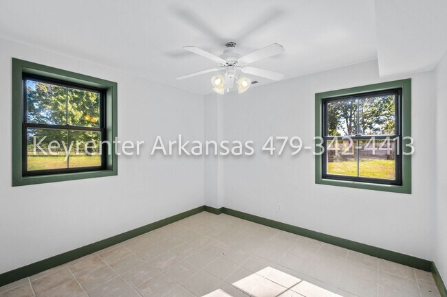 Building Photo - 4480 Trough Springs Rd