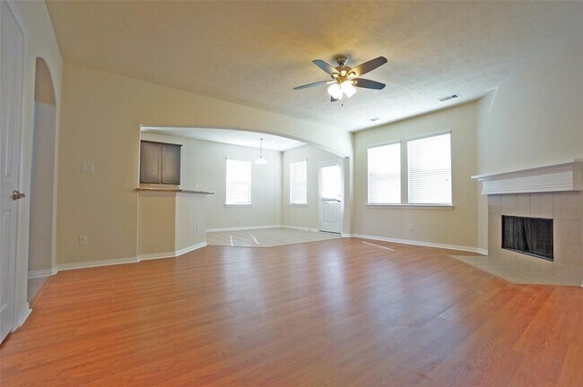 Building Photo - 24503 Hikers Bend Dr