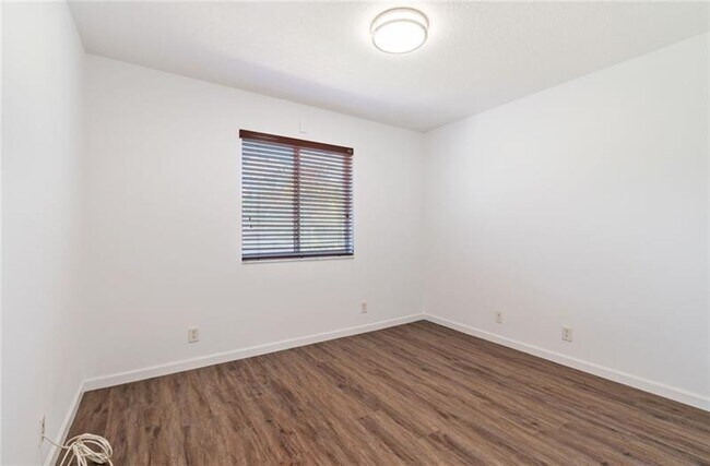 Building Photo - 1609 Sweetgum Terrace