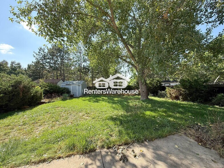 Building Photo - 6420 W 108th Ave