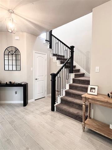 Building Photo - 2093 Almassera Dr