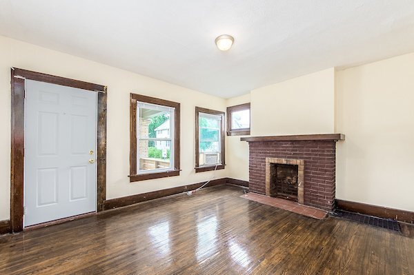 Building Photo - 415-429-429 Clinton St
